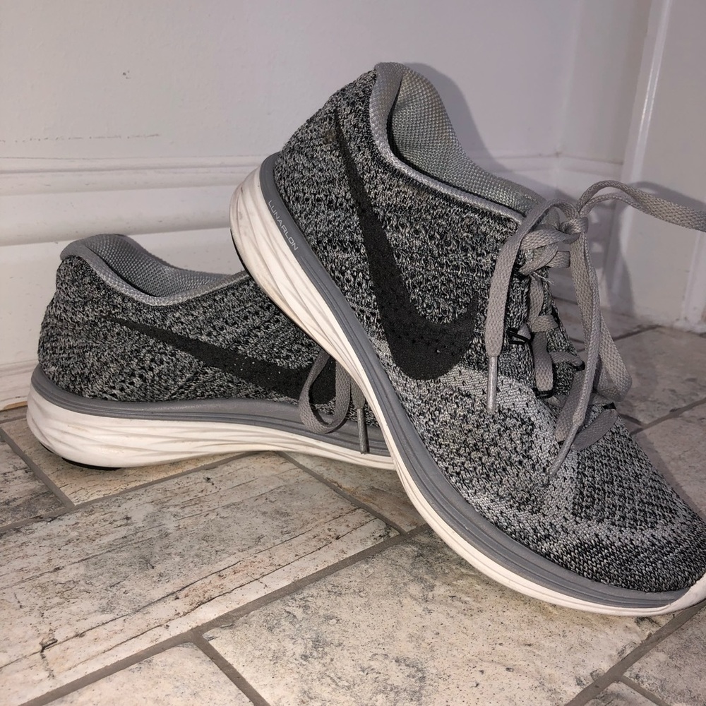 Nike Flyknit Lunar 3 Women’s Shoe - Size 8